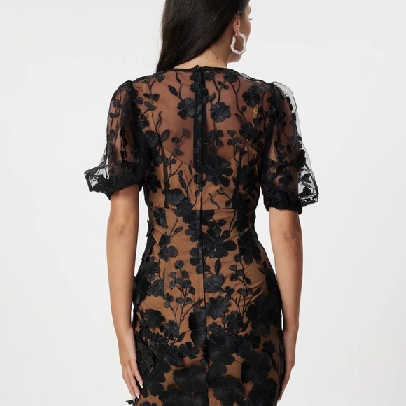 Honey & Beau Black and Tan Puff Sleeve Mini Dress With Sewn Applique Sz. 4 - Picture 2 of 13